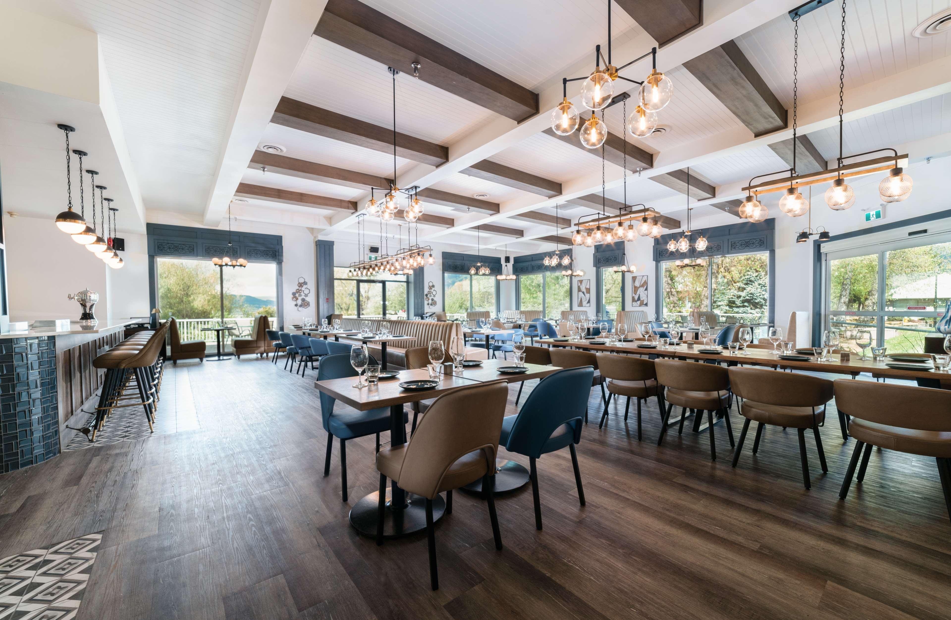 Prestige Harbourfront Resort, Worldhotels Luxury Salmon Arm Exterior foto